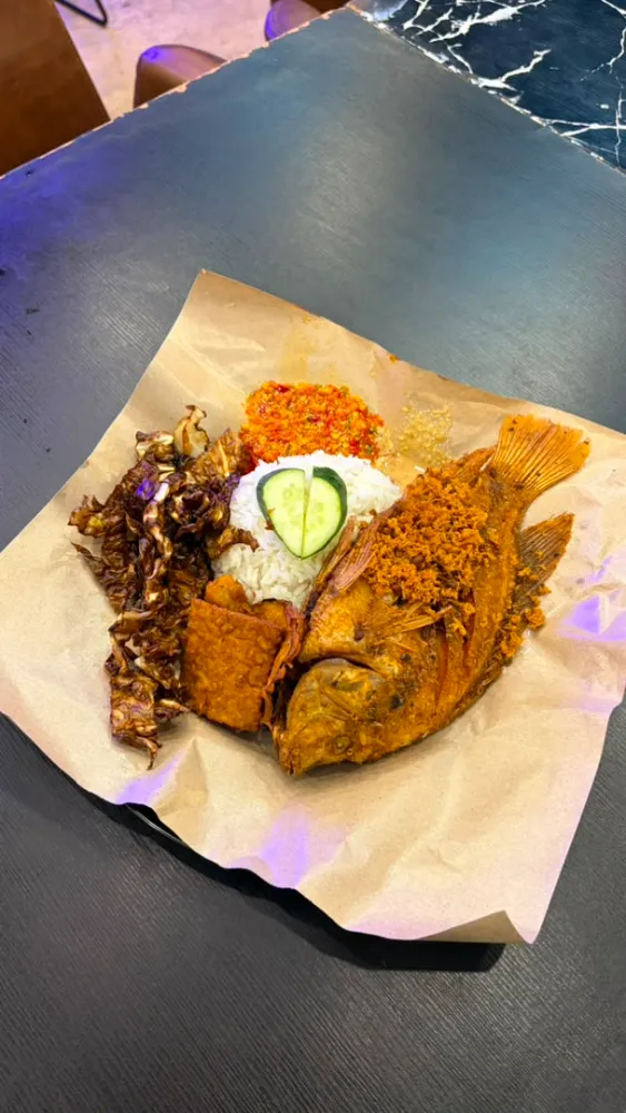 ALA CARTE SET B - NASI TALAPIA GEPUK